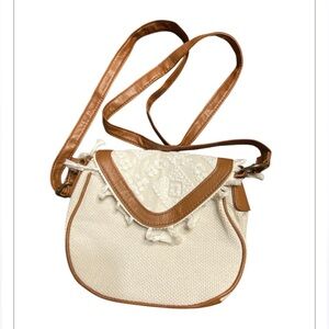 T-shirt and jeans Crossbody bag. Casual, bohemian, long adjustable strap.